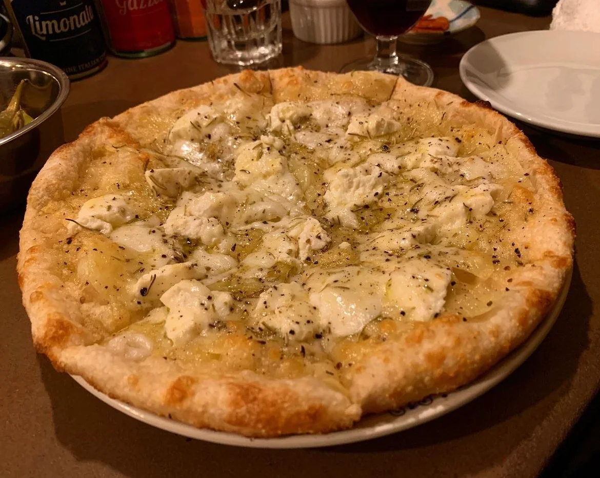 Higashiyama | Back-Alley Pizzeria